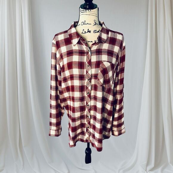 Maurices women’s XL Red & White Plaid Collared Button Up Shirt - Picture 1 of 9